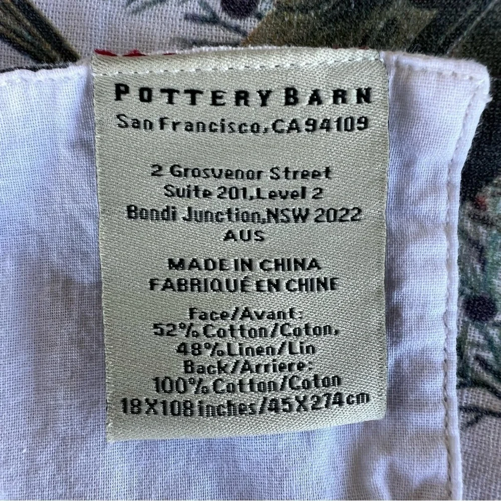 Pottery Barn Winter Fauna 9-Piece Table Linen Set Runner Napkins Cotton Linen